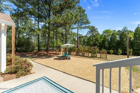 5 Vineyard Place Foxfire Village NC 27281