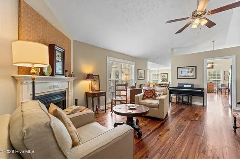 5 Vineyard Place Foxfire Village NC 27281