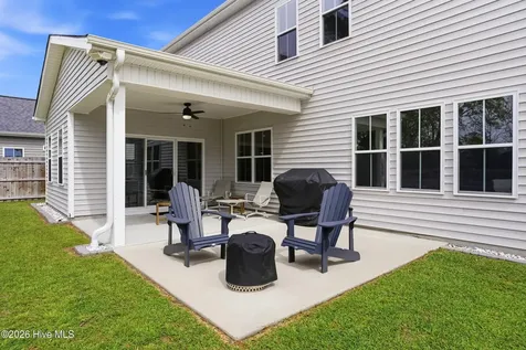 30 Man O War Lane Hampstead NC 28443