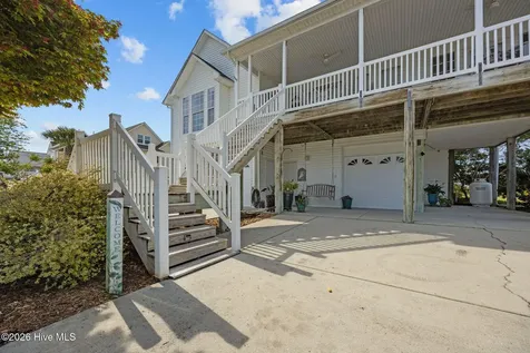 160 Live Oak Road Newport NC 28570