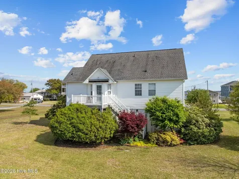 160 Live Oak Road Newport NC 28570