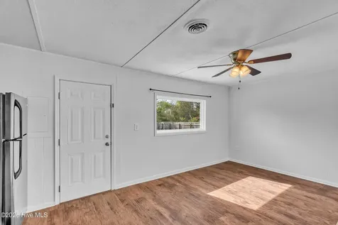 33 Riegel Drive Hubert NC 28539
