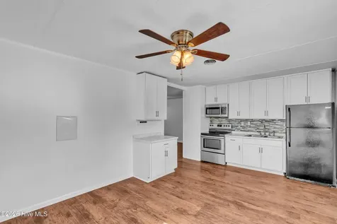 33 Riegel Drive Hubert NC 28539