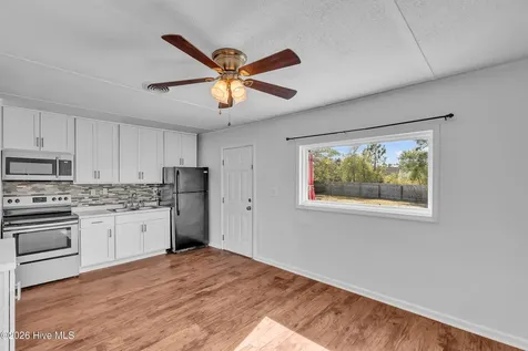 33 Riegel Drive Hubert NC 28539