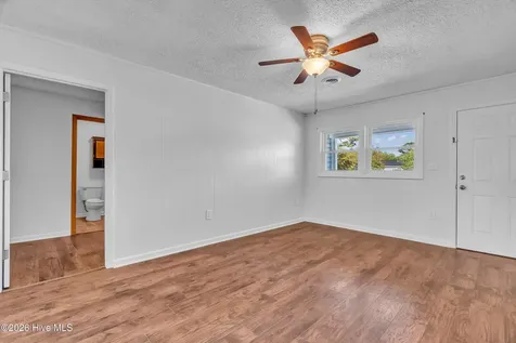 33 Riegel Drive Hubert NC 28539