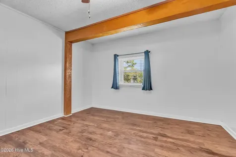 33 Riegel Drive Hubert NC 28539