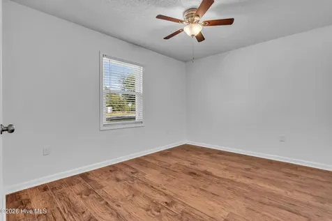 33 Riegel Drive Hubert NC 28539