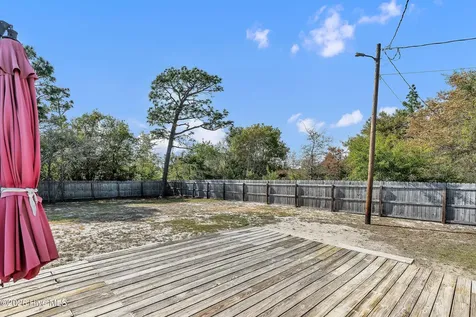 33 Riegel Drive Hubert NC 28539