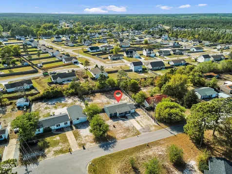 33 Riegel Drive Hubert NC 28539