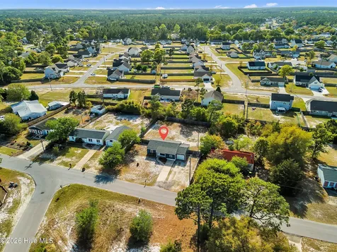 33 Riegel Drive Hubert NC 28539