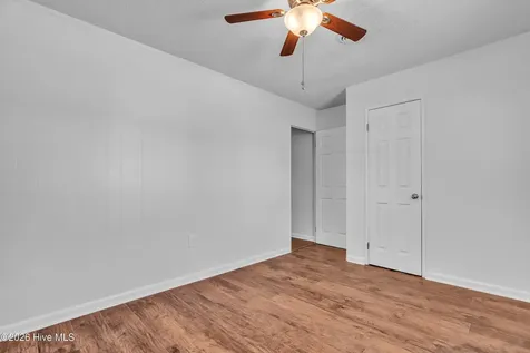 33 Riegel Drive Hubert NC 28539