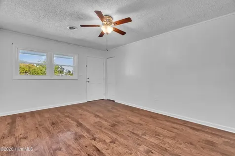 33 Riegel Drive Hubert NC 28539