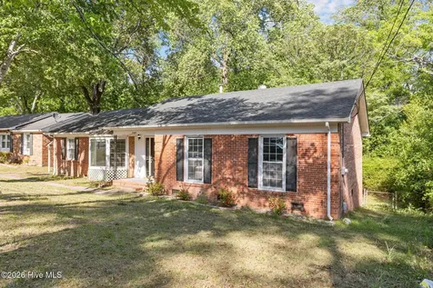 5308 Foxfire Road Fayetteville NC 28303