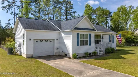 452 Woodland Drive Swansboro NC 28584