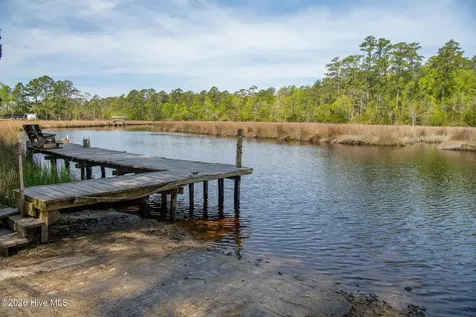 452 Woodland Drive Swansboro NC 28584