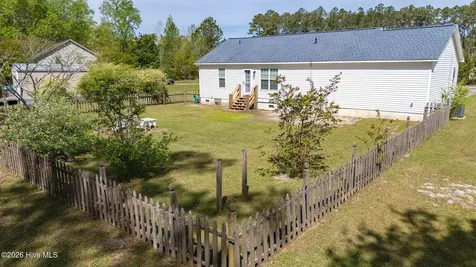 452 Woodland Drive Swansboro NC 28584