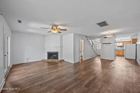 92 Quarterdeck Townes New Bern NC 28562