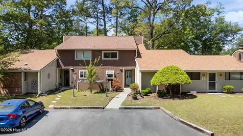 92 Quarterdeck Townes New Bern NC 28562