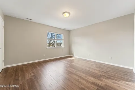 12 S Onsville Place Jacksonville NC 28546