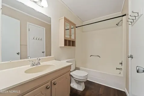12 S Onsville Place Jacksonville NC 28546