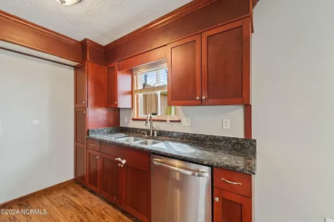 12 S Onsville Place Jacksonville NC 28546