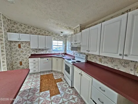 608 Old Whiteville Road Lumberton NC 28358