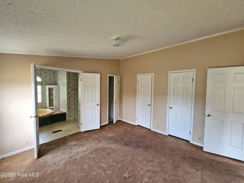 608 Old Whiteville Road Lumberton NC 28358