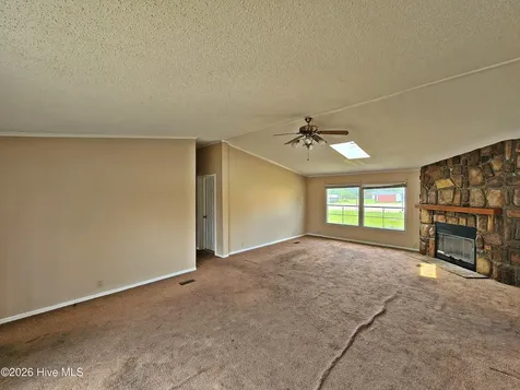 608 Old Whiteville Road Lumberton NC 28358