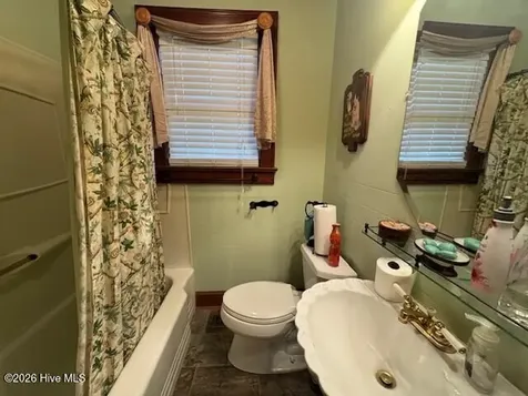 409 Railroad Street Jackson NC 27845