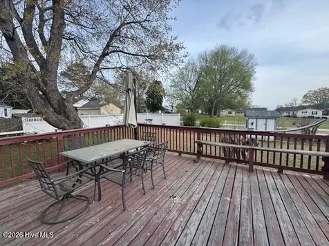 409 Railroad Street Jackson NC 27845
