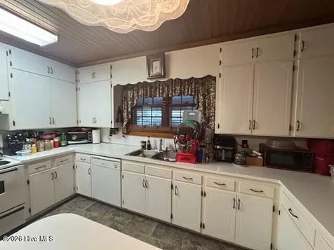 409 Railroad Street Jackson NC 27845