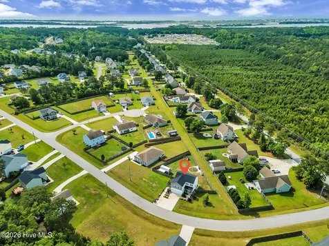 102 Tralee Place Holly Ridge NC 28445