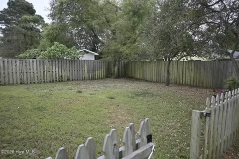 2117 Maple Leaf Drive Southport NC 28461
