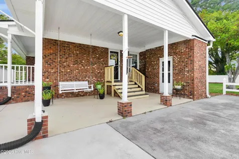 288 S 5th Street Aurora NC 27806