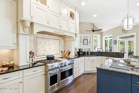 3902 Fairhaven Drive Southport NC 28461