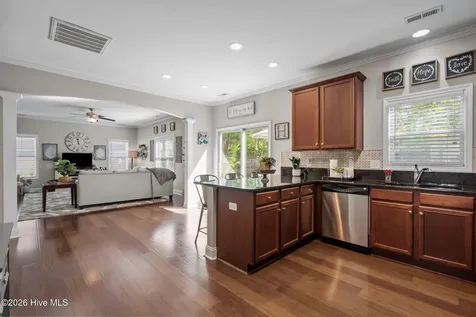 1636 Tall Ships Lane Wilmington NC 28409