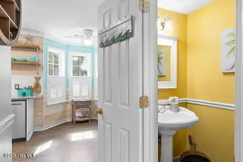 124 NE 15th Street Oak Island NC 28465