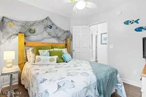 124 NE 15th Street Oak Island NC 28465