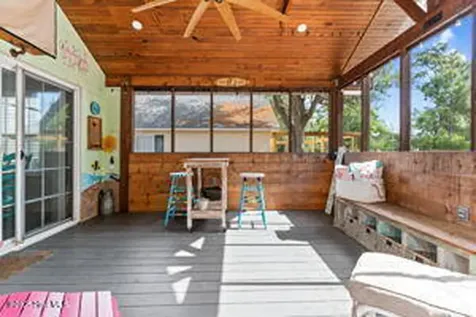124 NE 15th Street Oak Island NC 28465