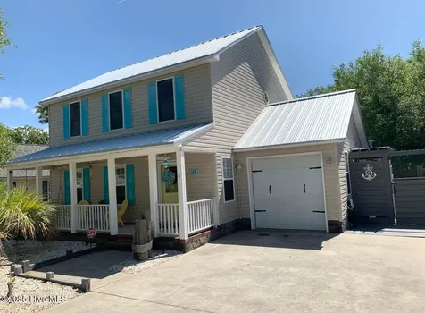 124 NE 15th Street Oak Island NC 28465