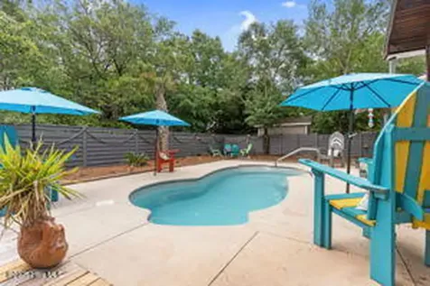 124 NE 15th Street Oak Island NC 28465