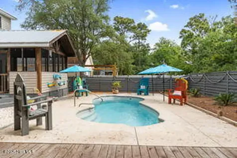 124 NE 15th Street Oak Island NC 28465