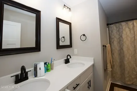 3128 Niagara Carthage Road Whispering Pines NC 28327