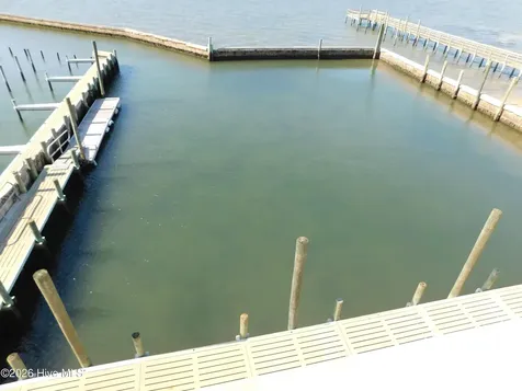 142 S Ferry Dock Road Harkers Island NC 28531