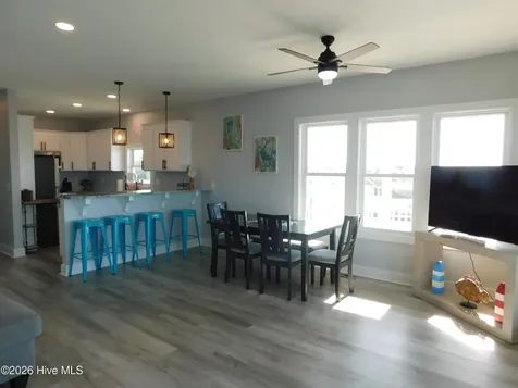 142 S Ferry Dock Road Harkers Island NC 28531