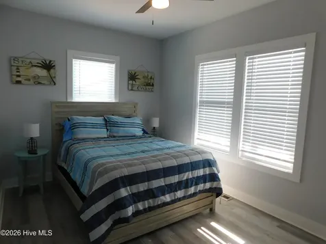 142 S Ferry Dock Road Harkers Island NC 28531