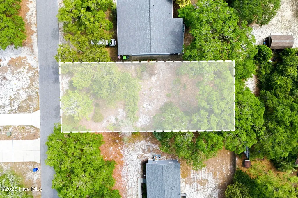 151 NW 6th Street Oak Island NC 28465
