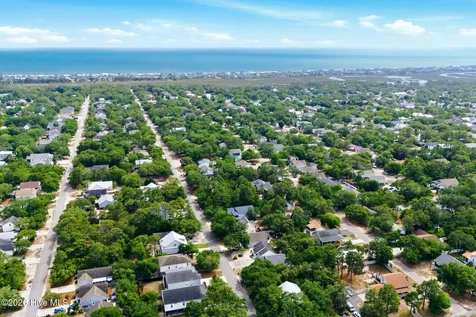 151 NW 6th Street Oak Island NC 28465