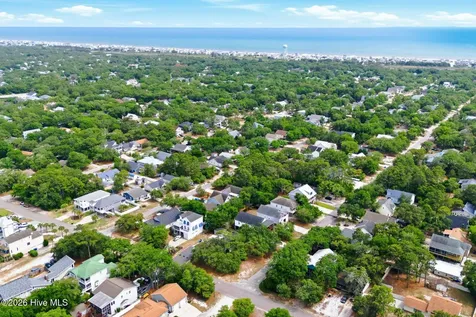 151 NW 6th Street Oak Island NC 28465