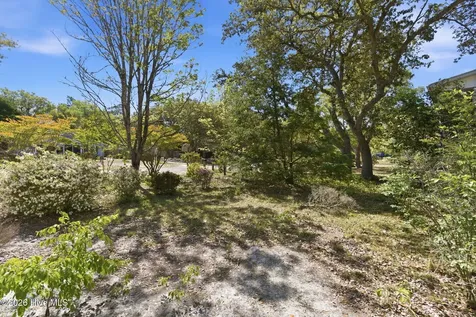 151 NW 6th Street Oak Island NC 28465